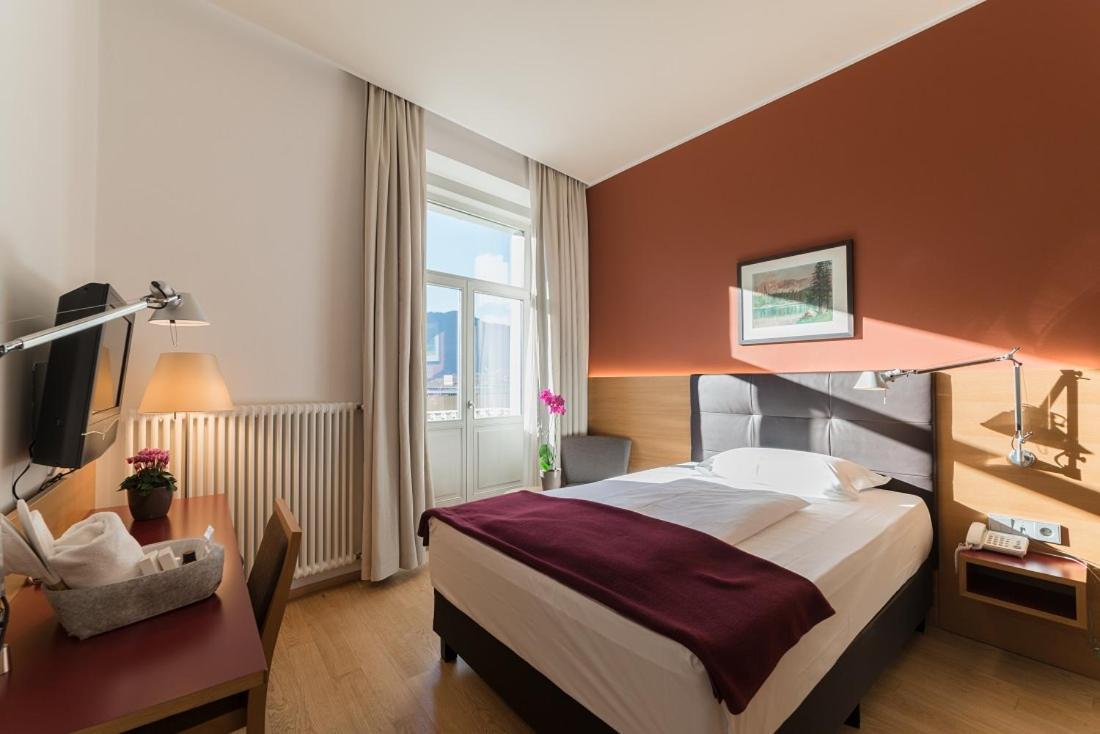 Hotel Stiegl Scala Bozen Zimmer foto